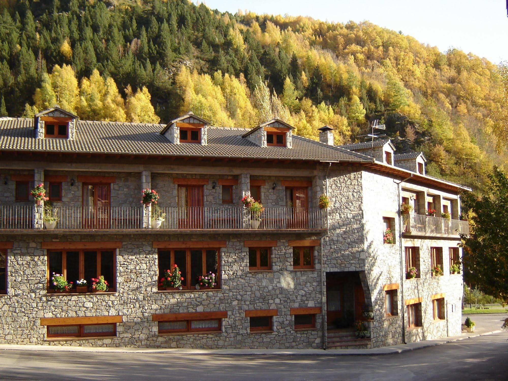 Hotel La Farga Ripoll Esterno foto